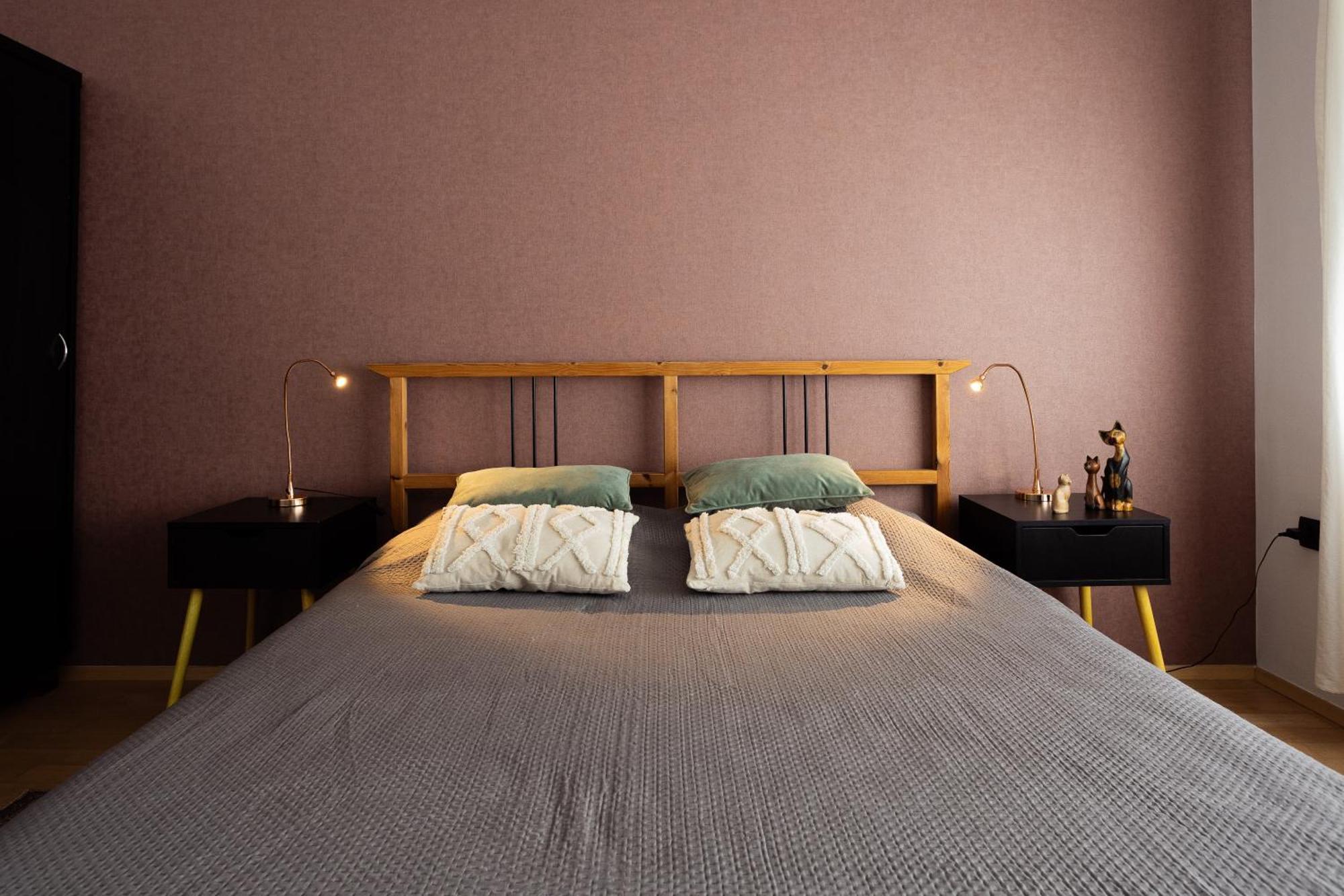 Large Two Bedroom Family App - Free Parking Любляна Екстер'єр фото