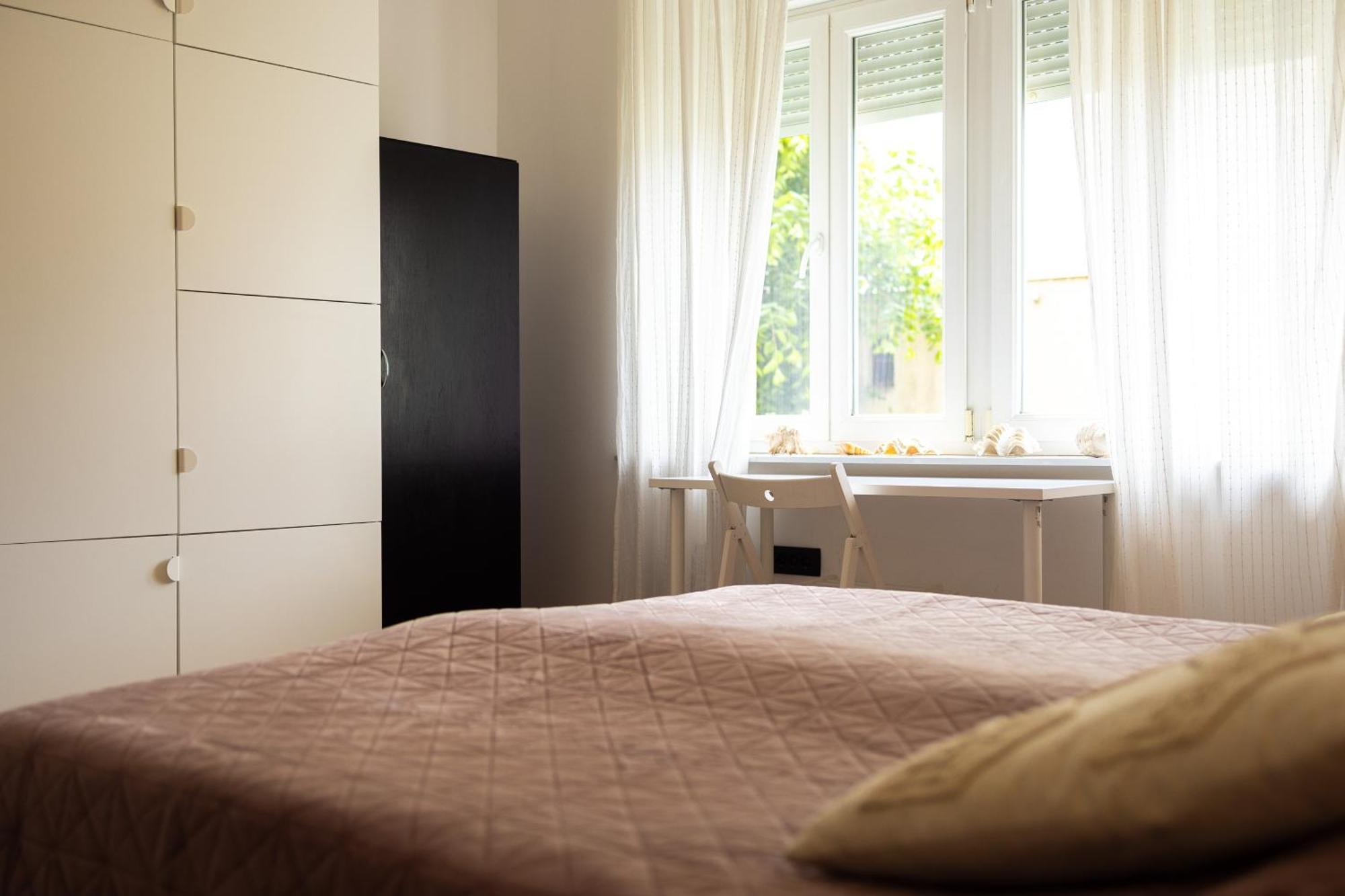 Large Two Bedroom Family App - Free Parking Любляна Екстер'єр фото